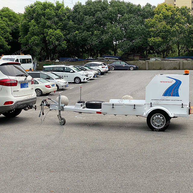 FWD pavement Falling weight deflectometer for airport runway